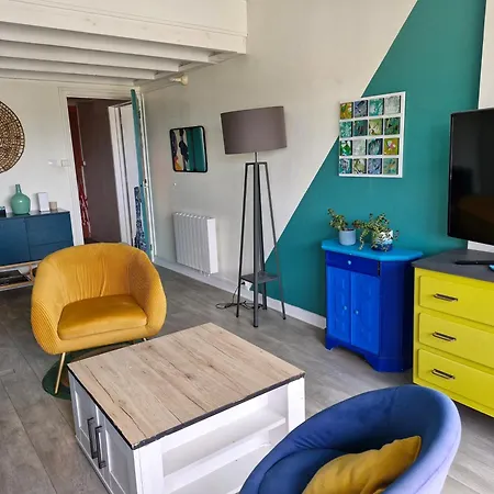 아파트 Spacieux Proche Avec Piscine